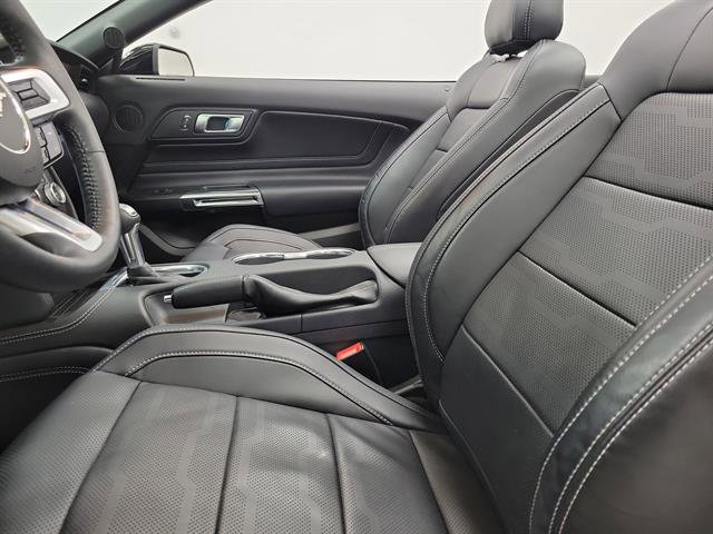 Used 2021 Ford Mustang GT Premium w/ Equipment Group 401A RWD image 16