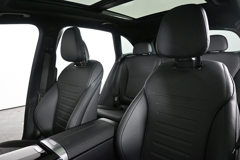 New 2026 Mercedes-Benz GLB 250 image 5