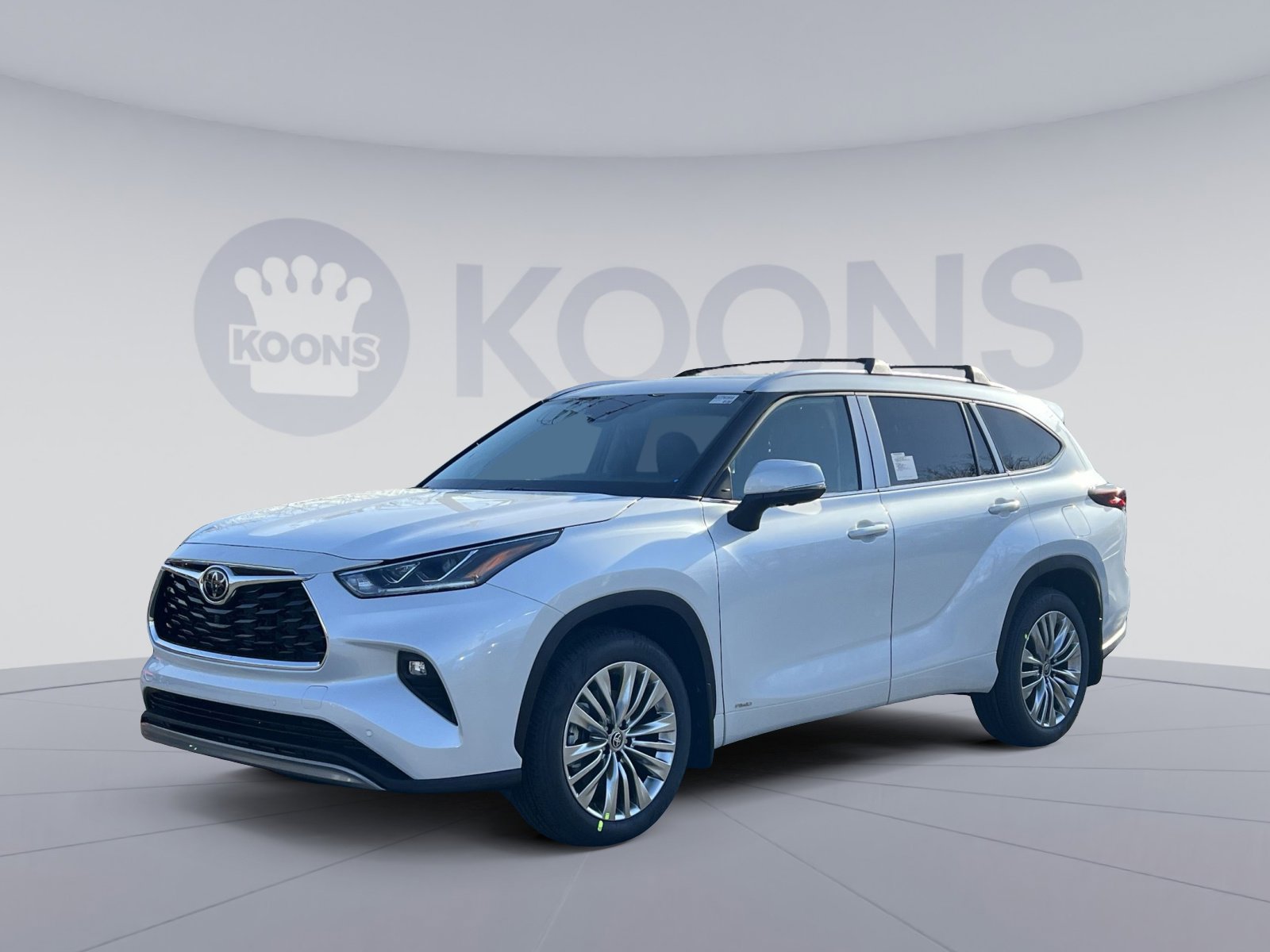 New 2026 Toyota Highlander Platinum image 1