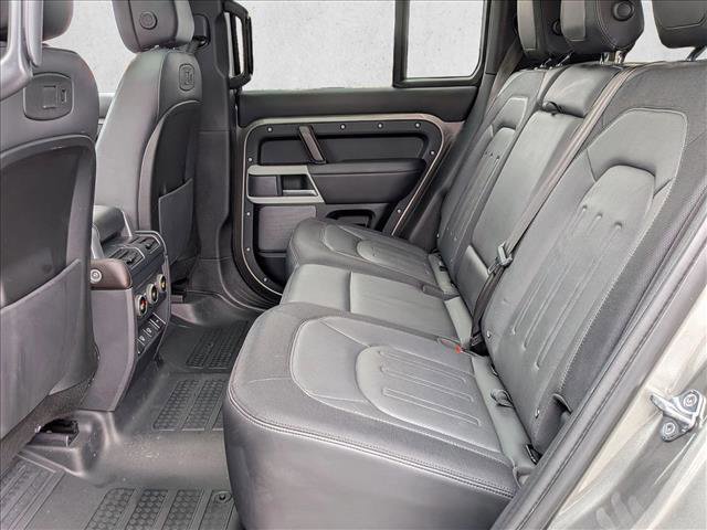 Used 2022 Land Rover Defender 110 X-Dynamic HSE image 22