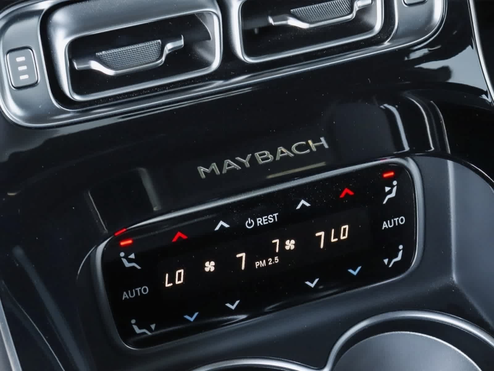 Used 2022 Mercedes-Benz Maybach S 580 4MATIC image 32