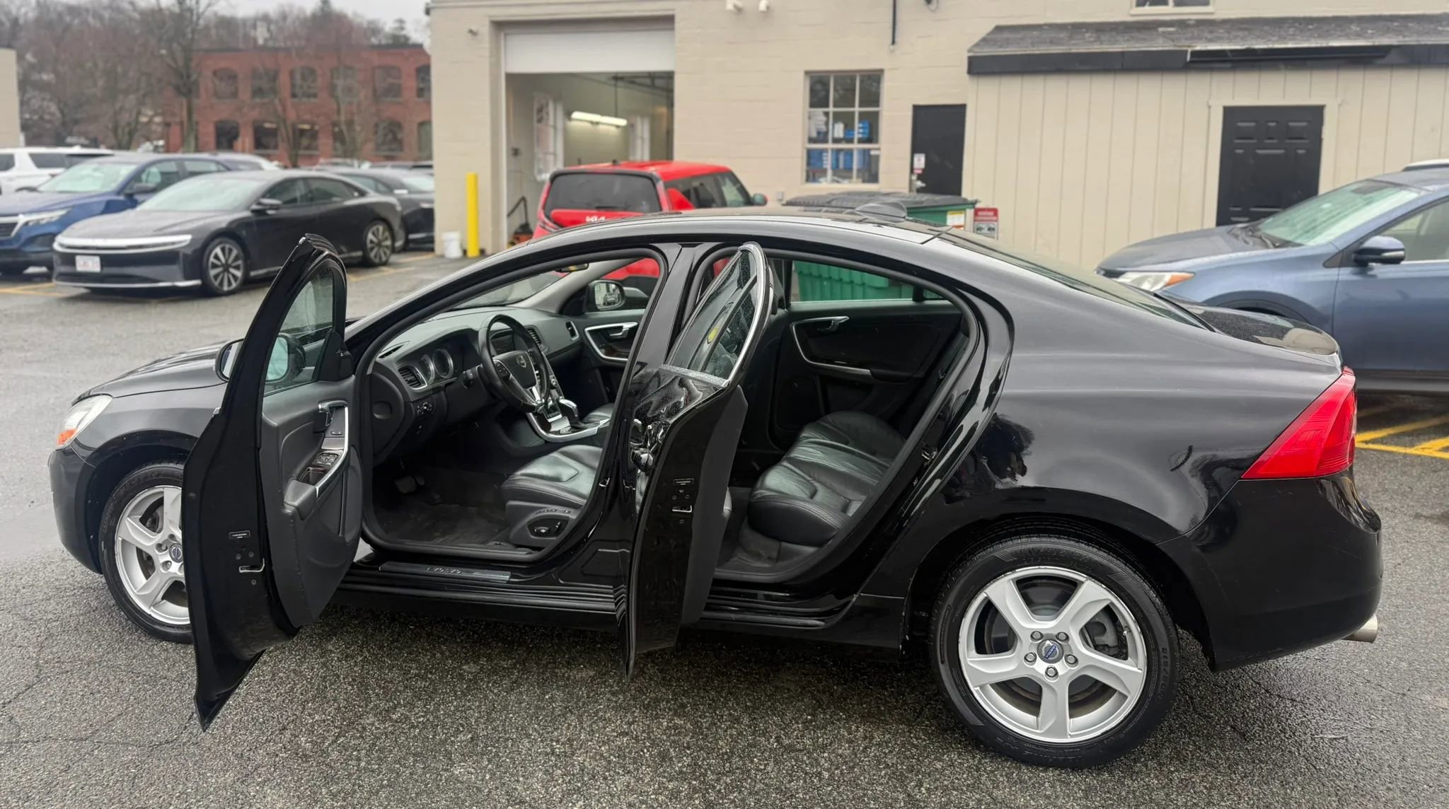 Used 2013 Volvo S60 T5 image 12