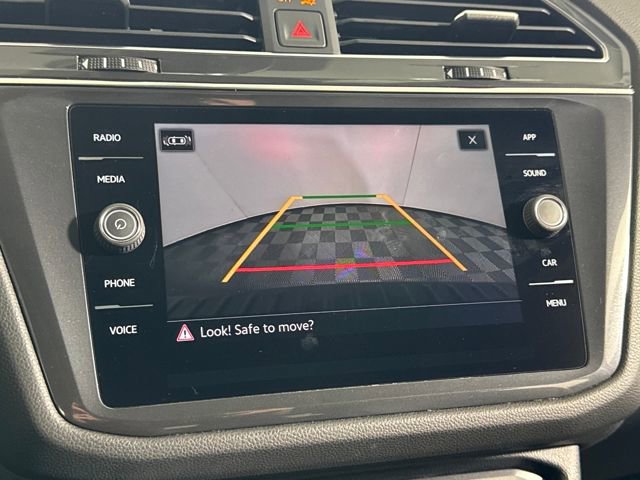 Used 2023 Volkswagen Tiguan SE w/ Panoramic Sunroof Package AWD/4WD image 34