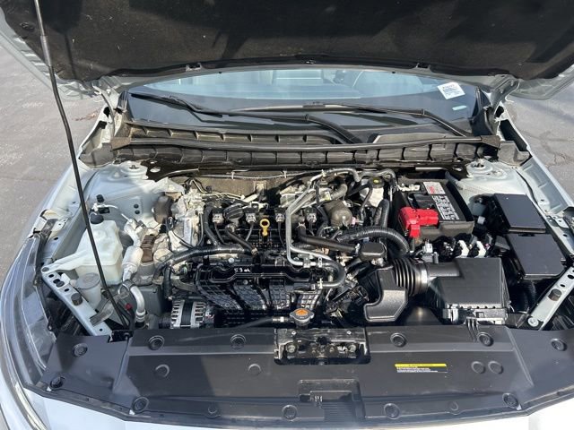 Used 2024 Nissan Altima 2.5 SV image 11
