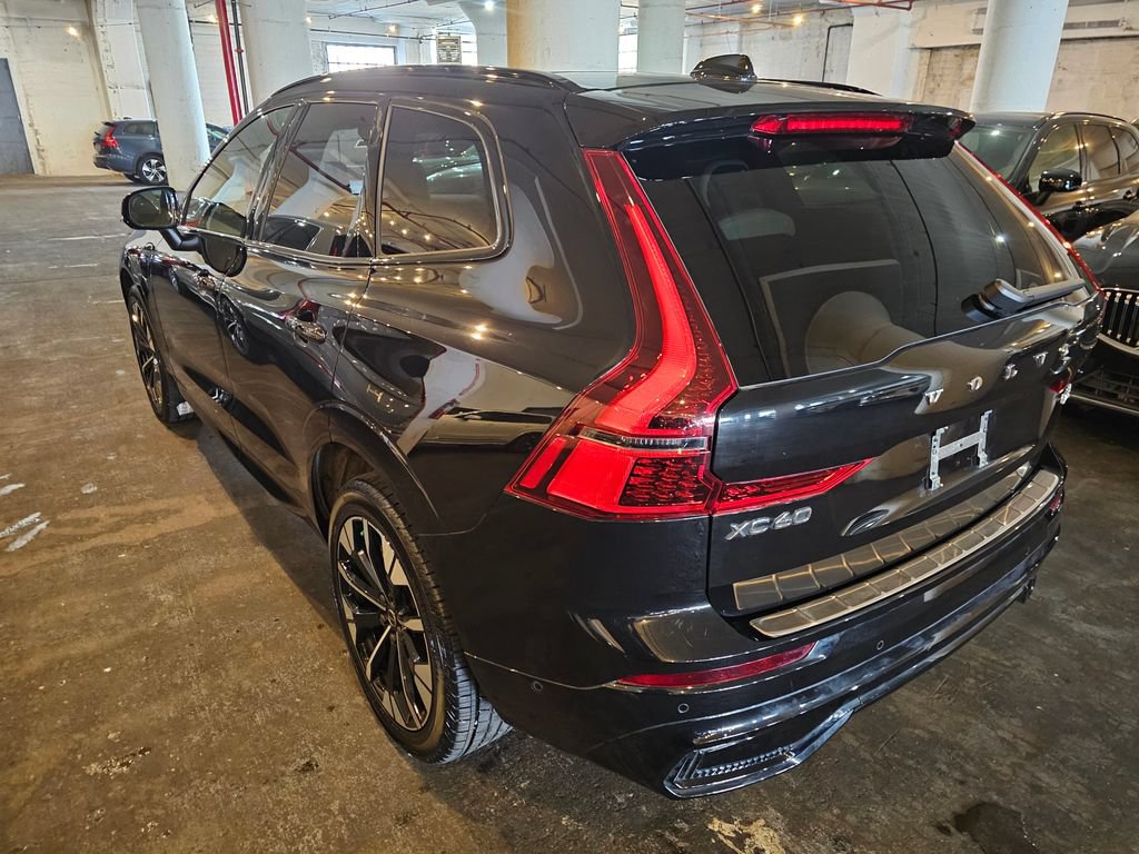 Certified 2026 Volvo XC60 T8 Plus w/ Protection Package Premier AWD/4WD image 2