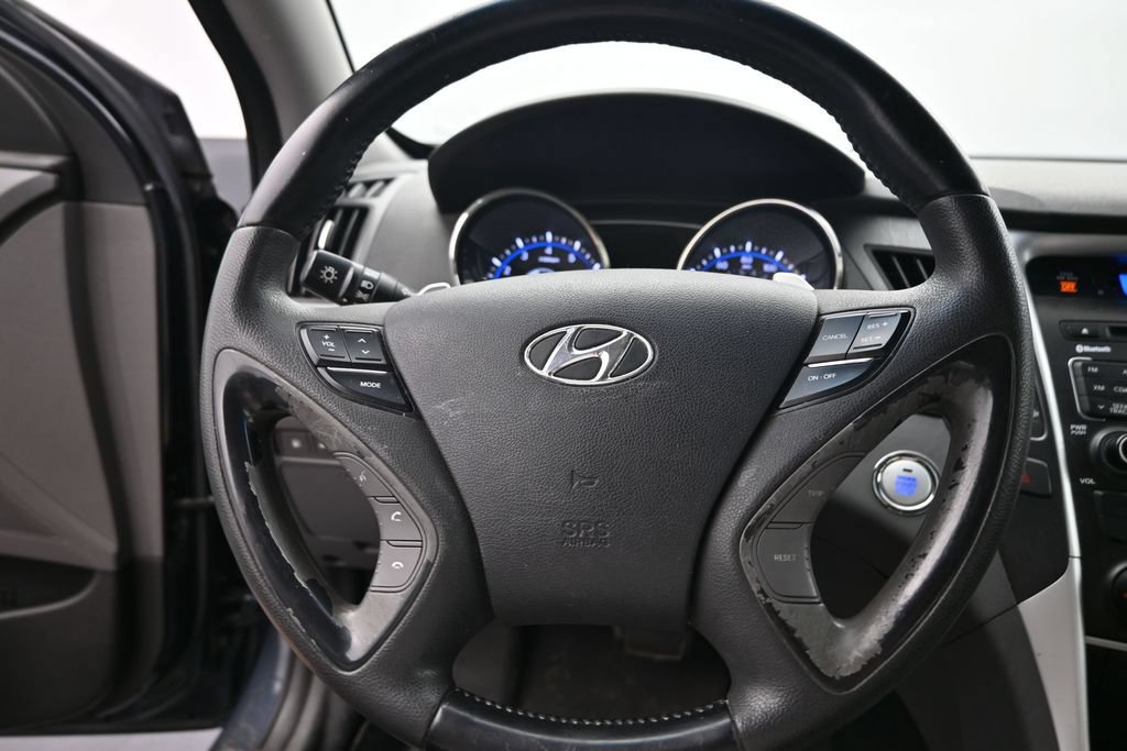 Used 2011 Hyundai Sonata SE FWD image 16