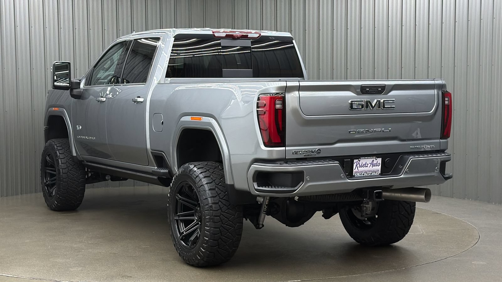 Used 2026 GMC Sierra 3500 Denali Ultimate AWD/4WD image 3