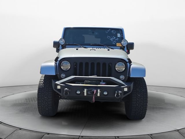 Used 2015 Jeep Wrangler Unlimited Sahara w/ Dual Top Group AWD/4WD image 8
