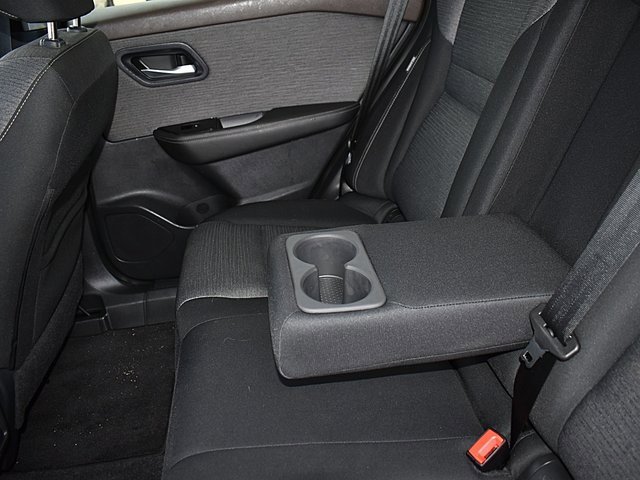 Used 2022 Nissan Rogue SV image 28