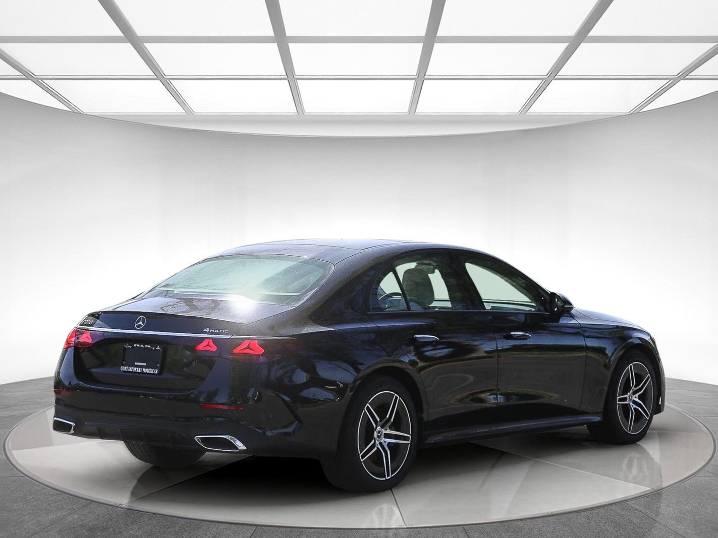 New 2026 Mercedes-Benz E 350 4MATIC Sedan image 4