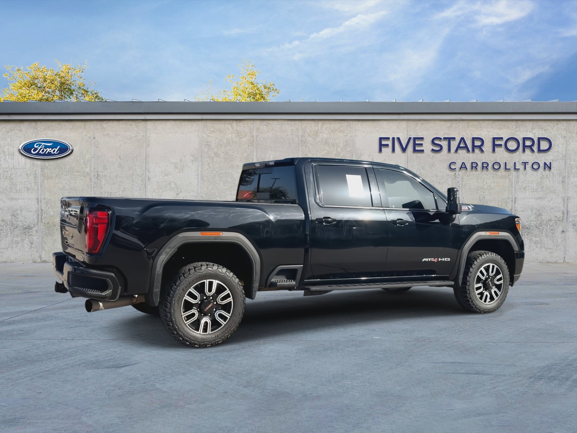 Used 2022 GMC Sierra 2500 AT4 w/ AT4 Premium Plus Package AWD/4WD image 8