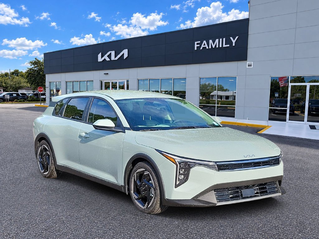 New 2026 Kia K4 EX