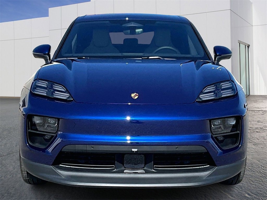 New 2026 Porsche Macan 4 Electric image 10