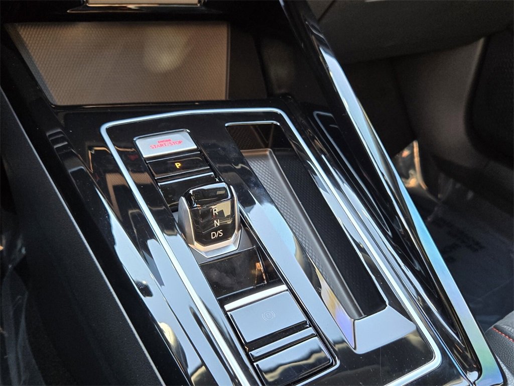 Certified 2026 Volkswagen GTI SE image 24