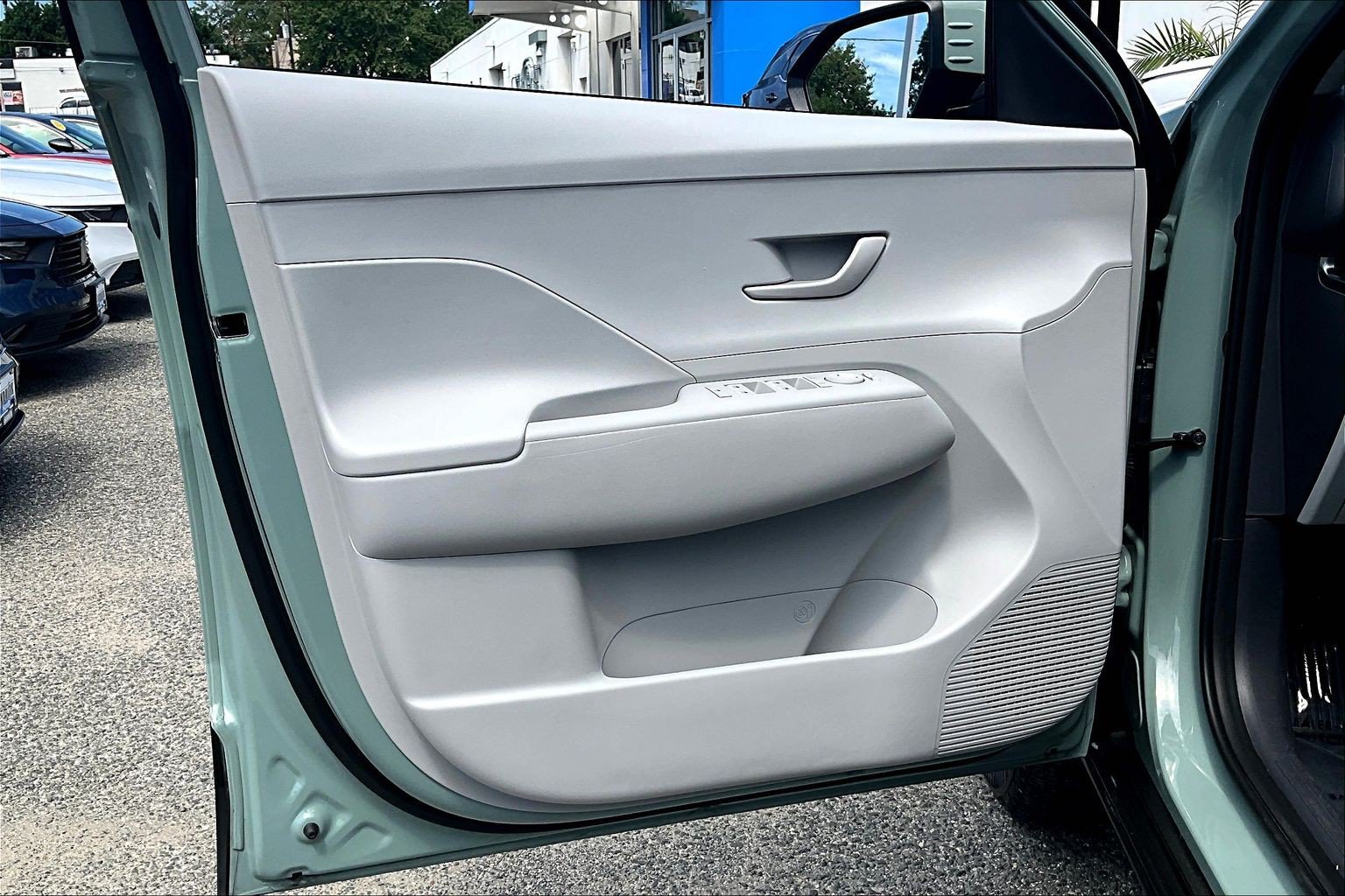 Used 2025 Hyundai Kona SEL AWD/4WD image 17
