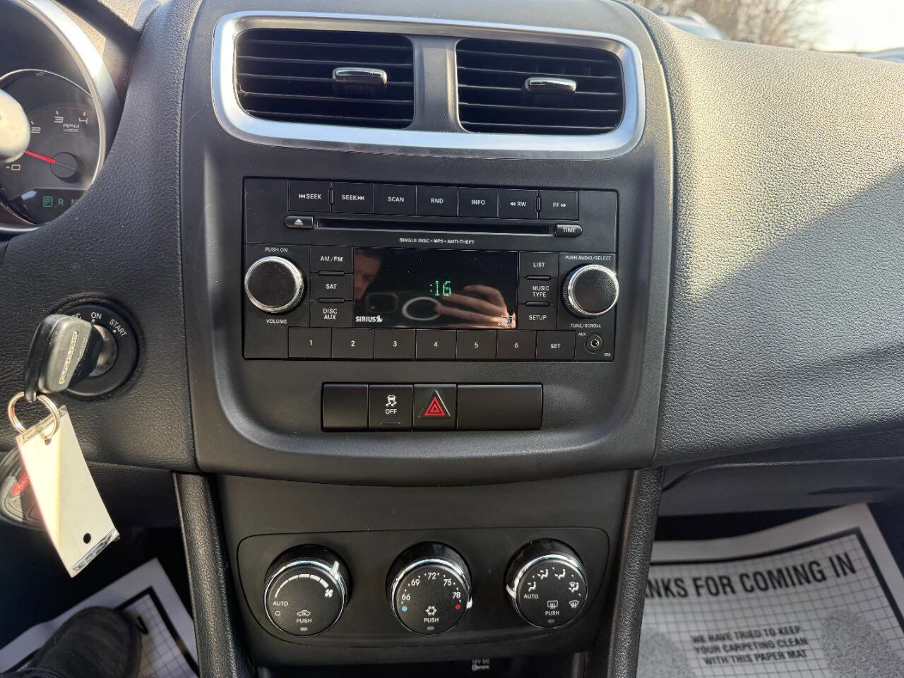 Used 2012 Dodge Avenger SXT FWD image 14