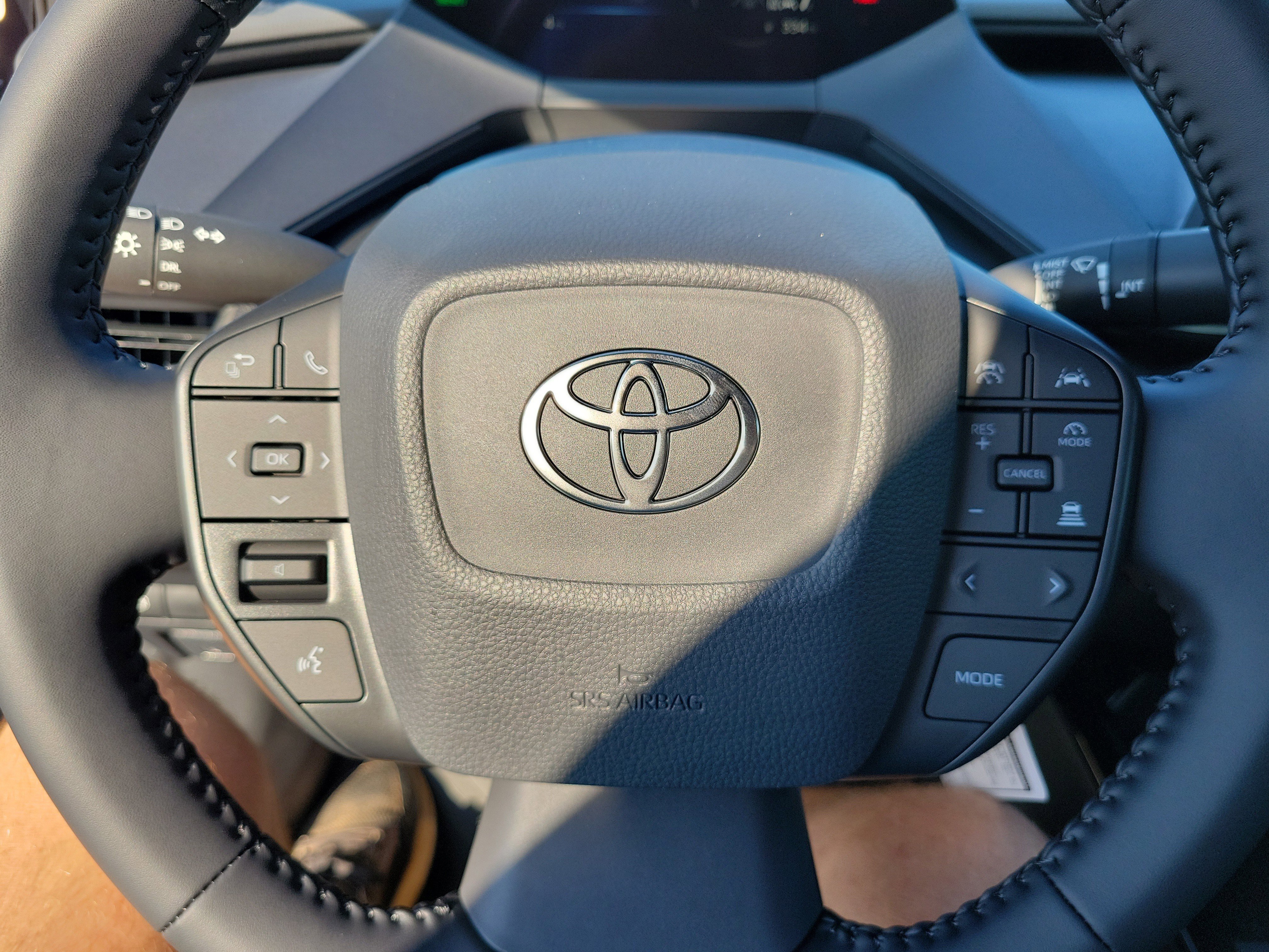 New 2026 Toyota Prius LE image 28