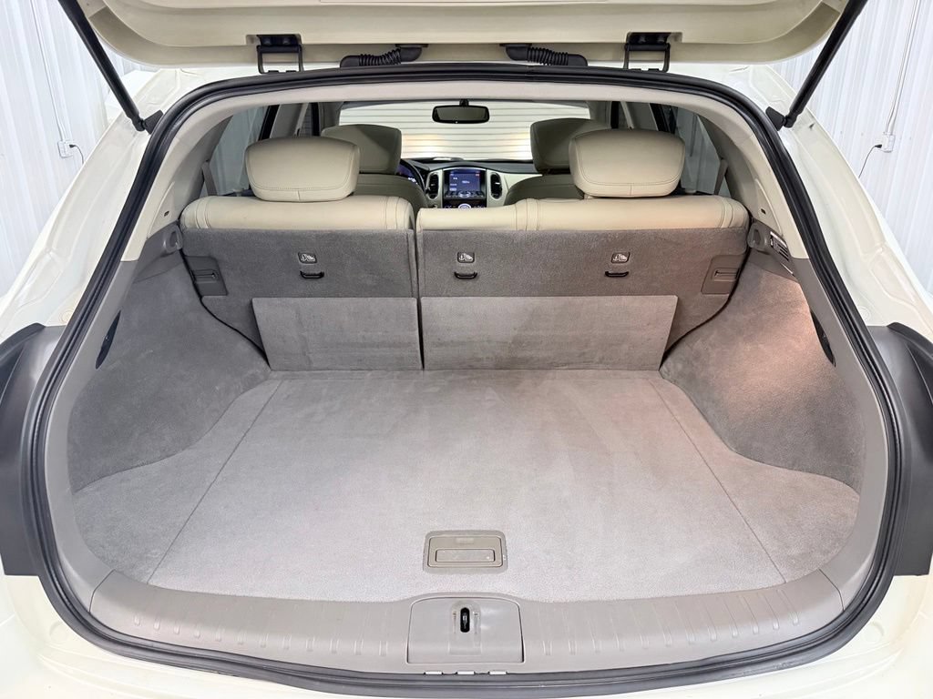 Used 2017 INFINITI QX50 2WD w/ Premium Plus Package image 34