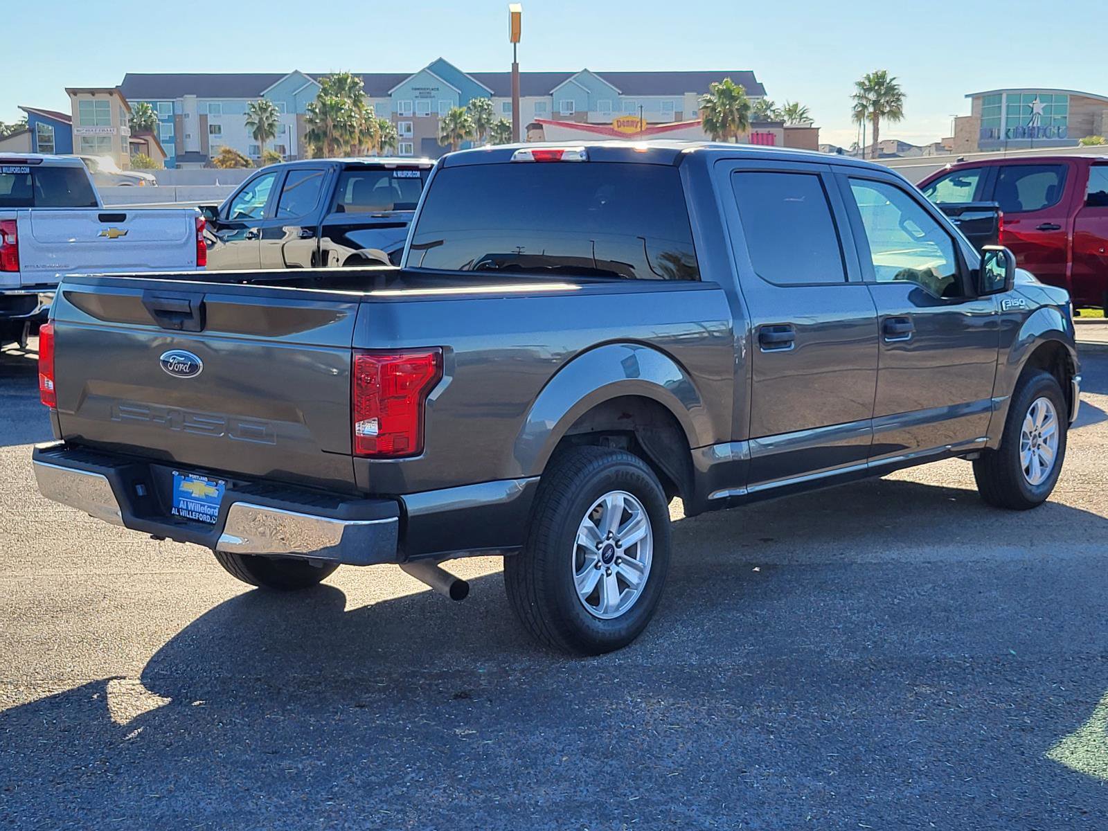 Used 2020 Ford F150 XLT image 5