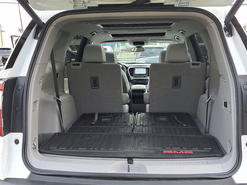 Used 2023 GMC Acadia SLT w/ Preferred Package image 29