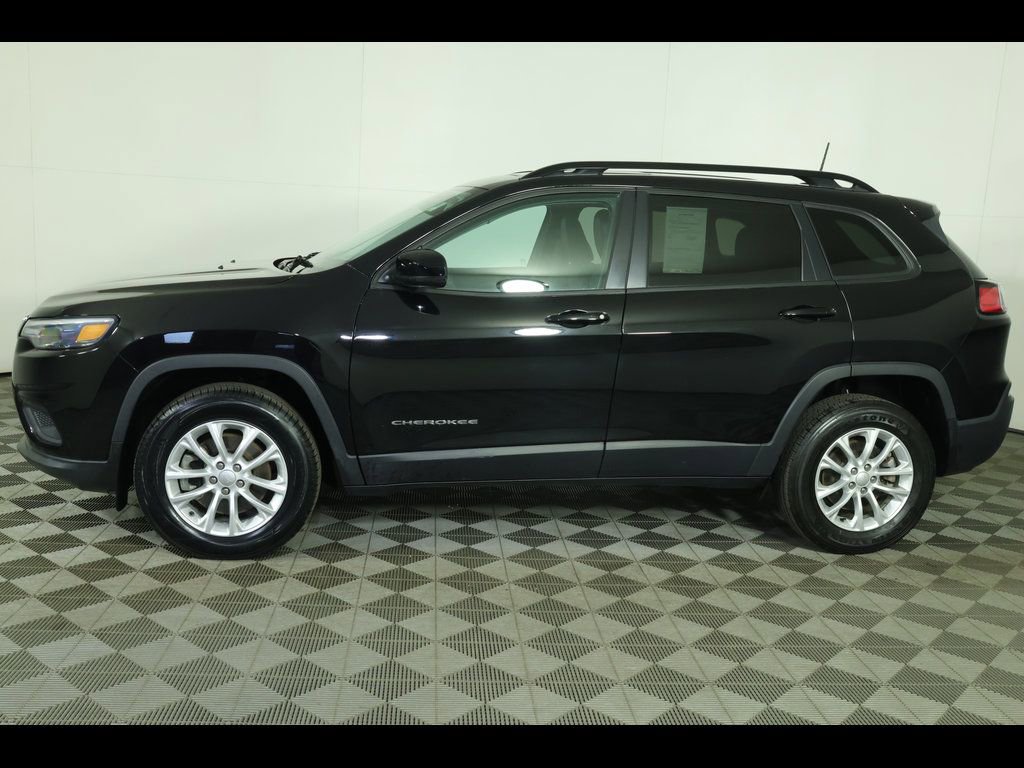 Used 2022 Jeep Cherokee Latitude Lux w/ Sun & Sound Group AWD/4WD image 15