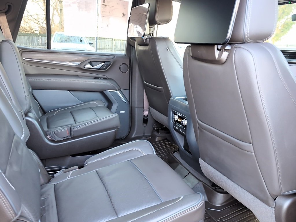 Used 2021 GMC Yukon Denali w/ Denali Ultimate Package image 7