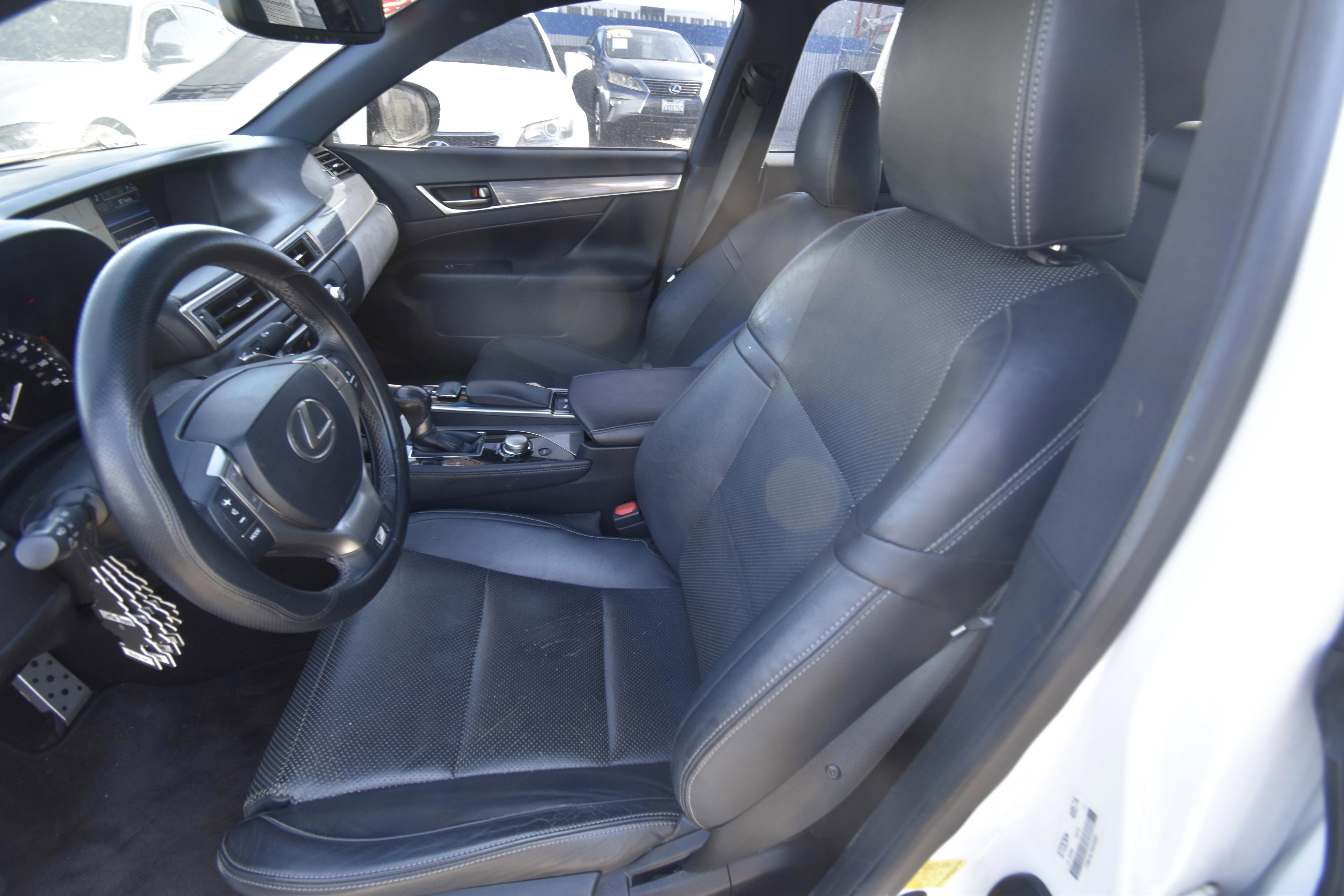 Used 2014 Lexus GS 350 w/ F Sport Package image 2