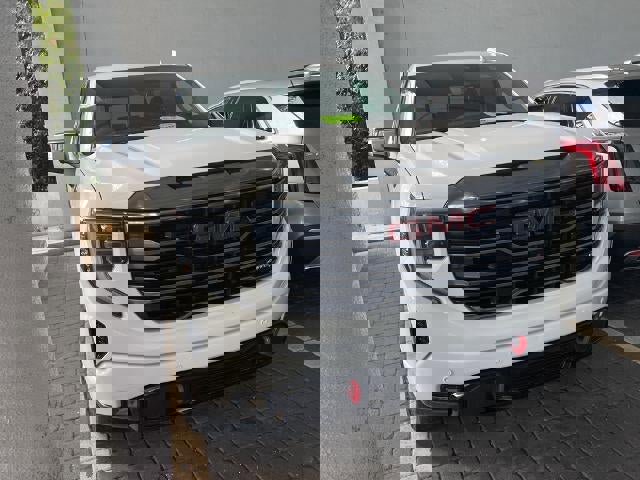 Used 2024 GMC Sierra 1500 AT4 w/ Technology Package image 3
