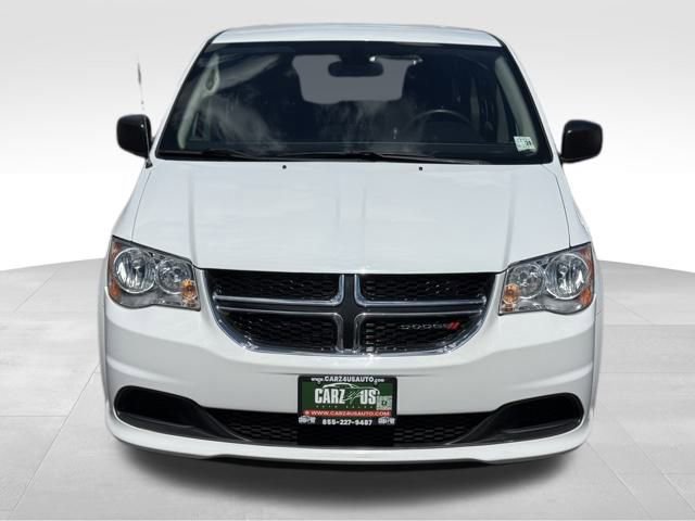 Used 2019 Dodge Grand Caravan SE w/ UConnect Hands-Free Group image 2