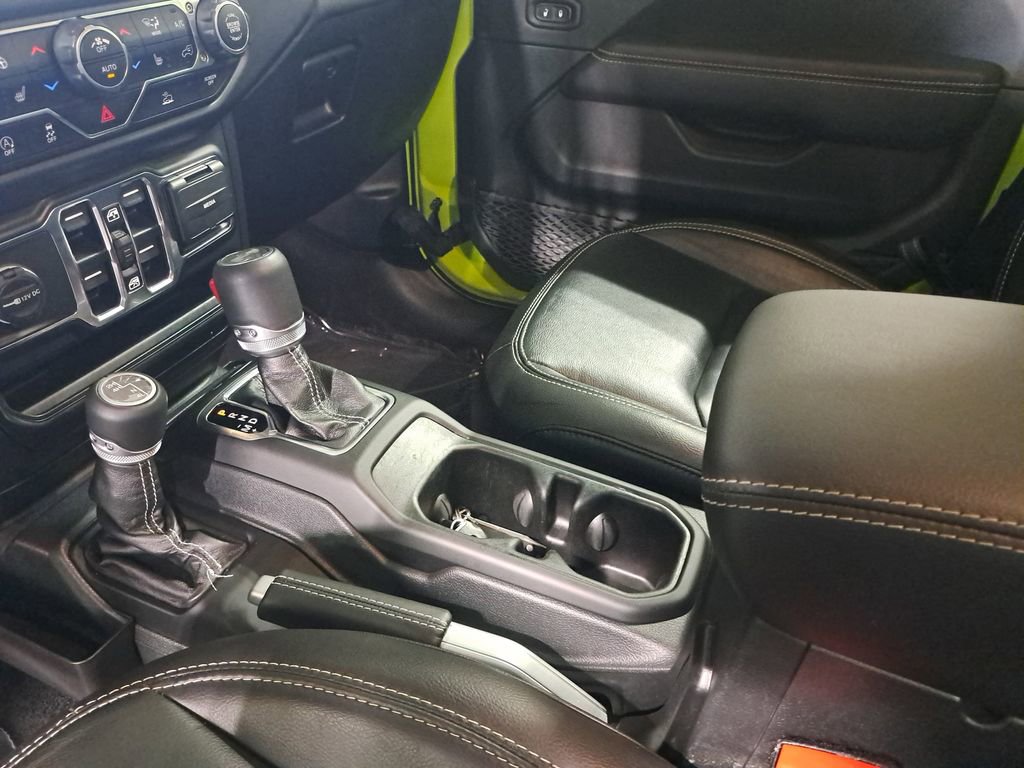 Used 2021 Jeep Wrangler Unlimited Sahara w/ Uconnect 4C Nav & Sound Group image 23