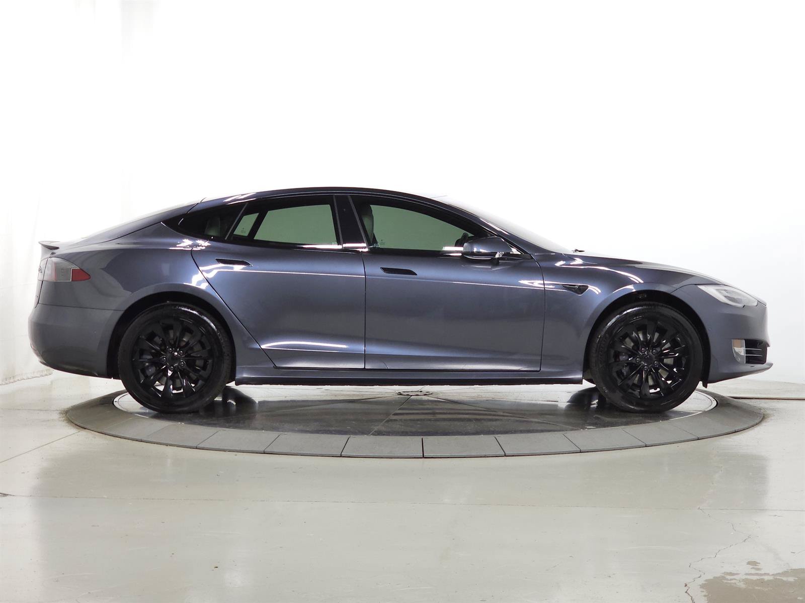 Used 2017 Tesla Model S 75D AWD/4WD image 12