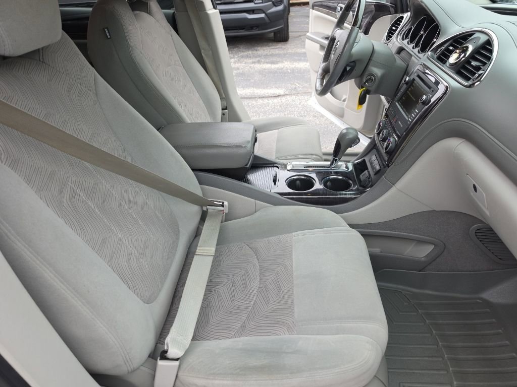 Certified 2016 Buick Enclave Convenience FWD image 25