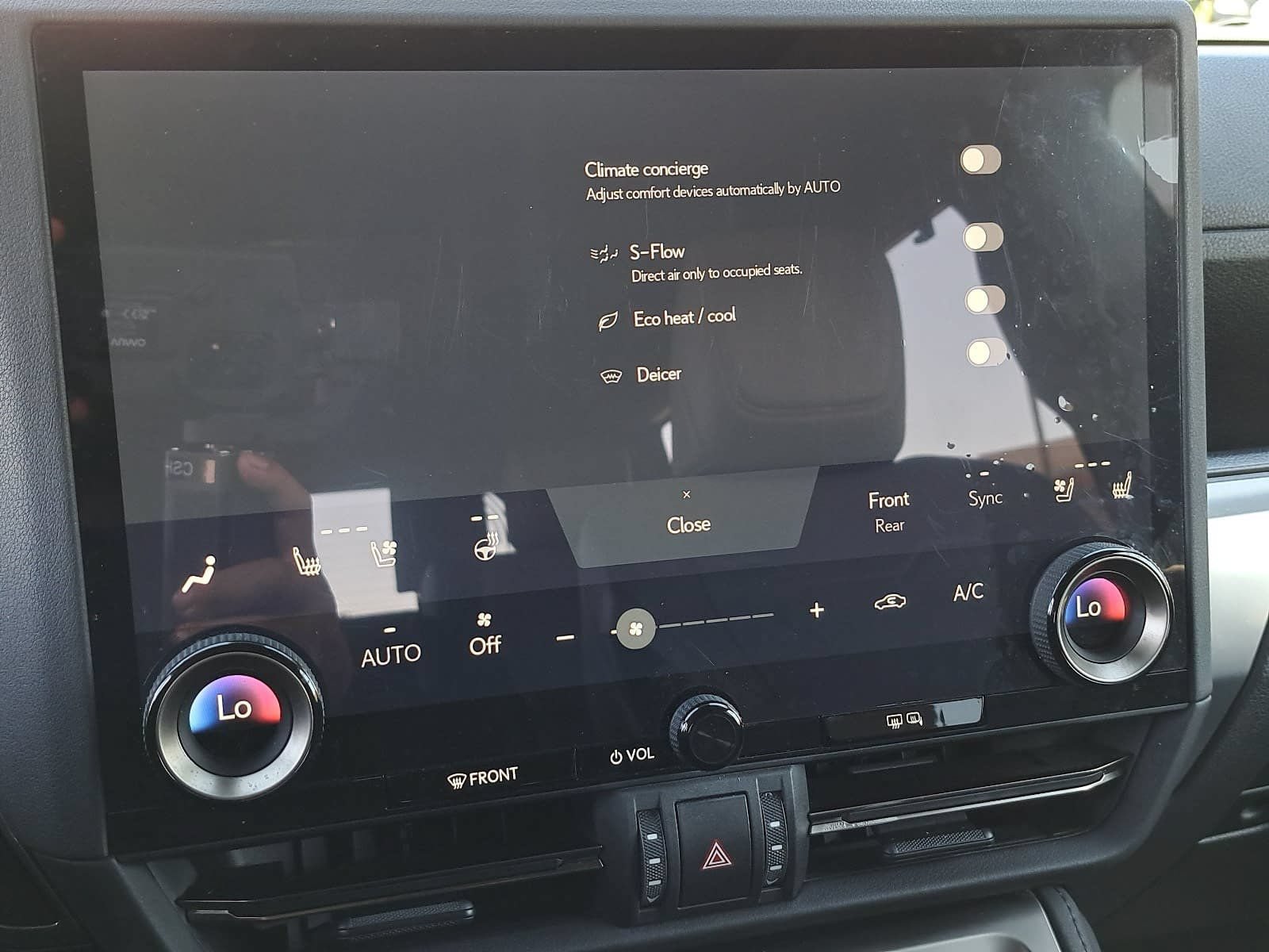 Used 2024 Lexus GX 550 w/ Cold Area Package AWD/4WD image 27