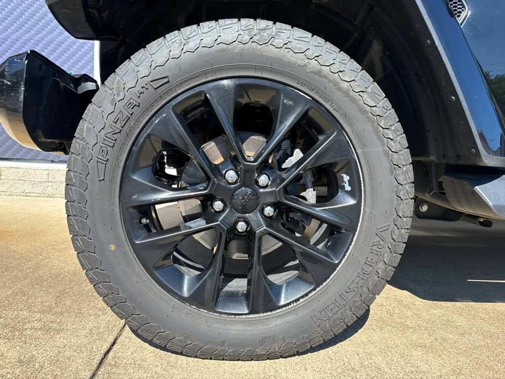 Used 2021 Jeep Wrangler Unlimited Sahara AWD/4WD image 25