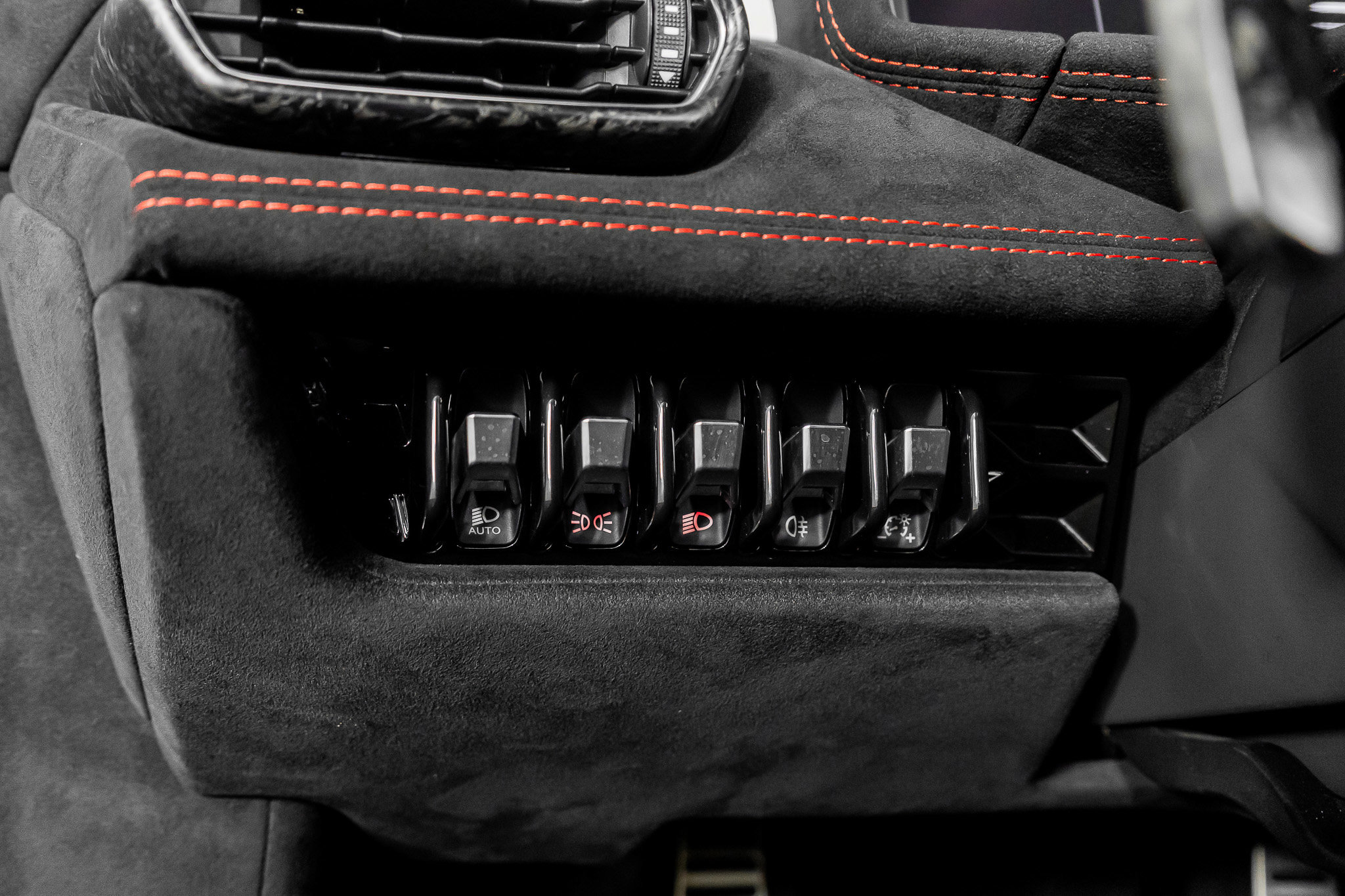 Used 2018 Lamborghini Huracan Performante image 45