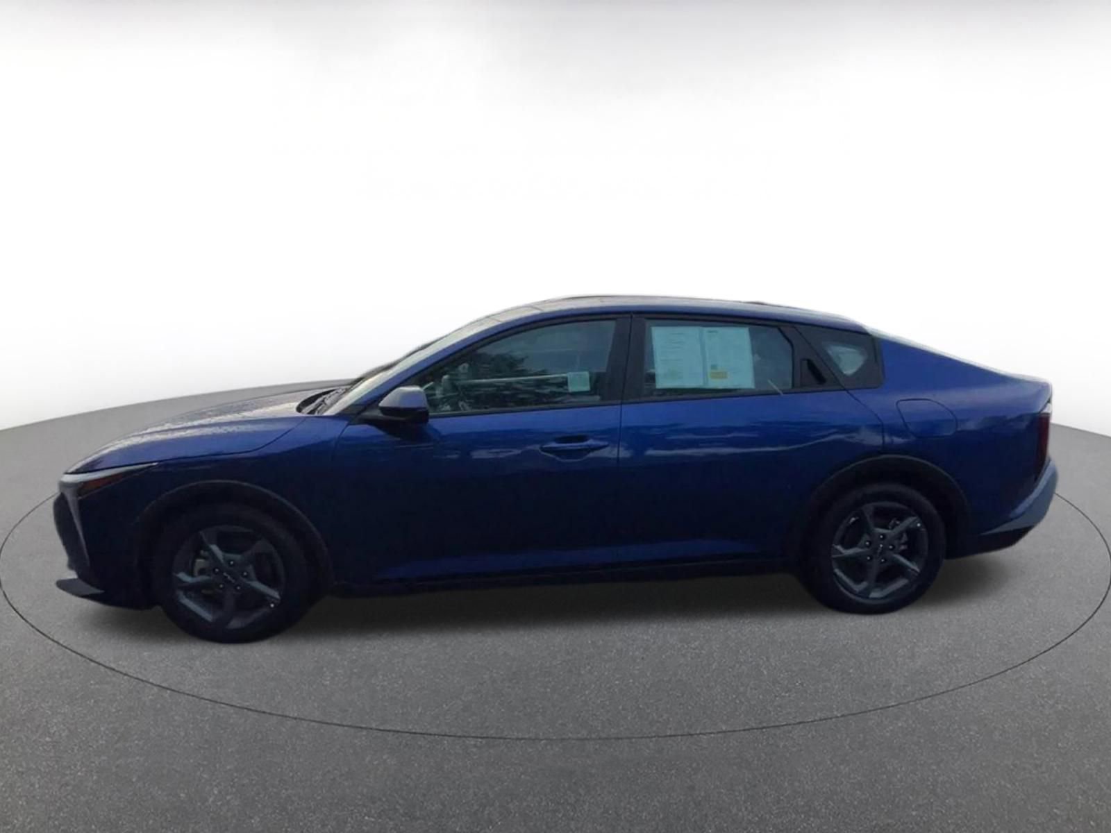 Used 2025 Kia K4 FWD image 9