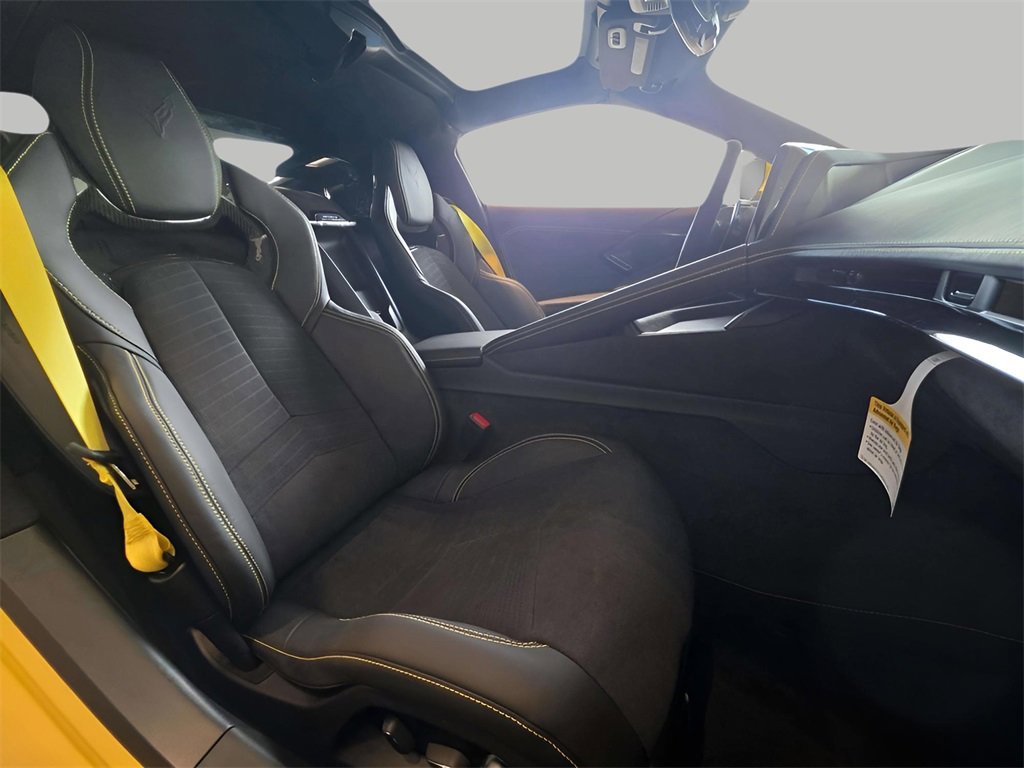 New 2026 Chevrolet Corvette Stingray Premium Cpe w/ Z51 Performance Package image 18