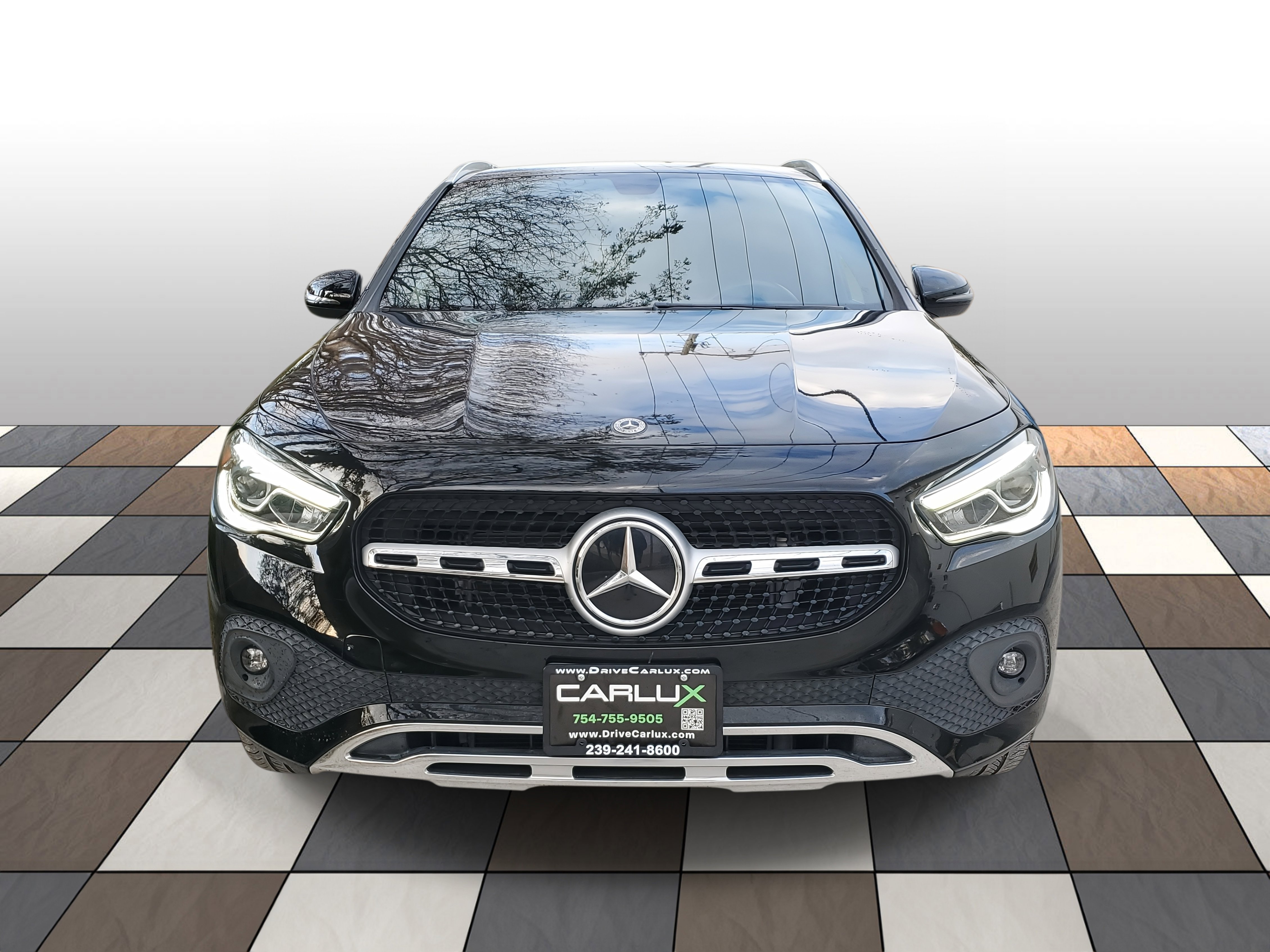 Used 2023 Mercedes-Benz GLA 250 w/ Premium Package image 2
