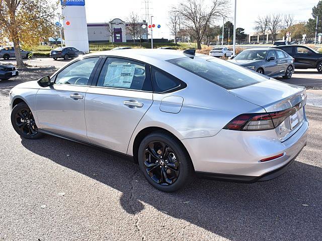 New 2025 Honda Accord SE image 4