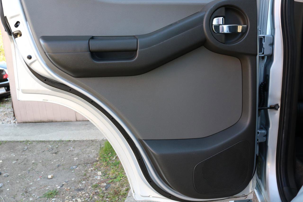 Used 2011 Nissan Xterra S AWD/4WD image 27