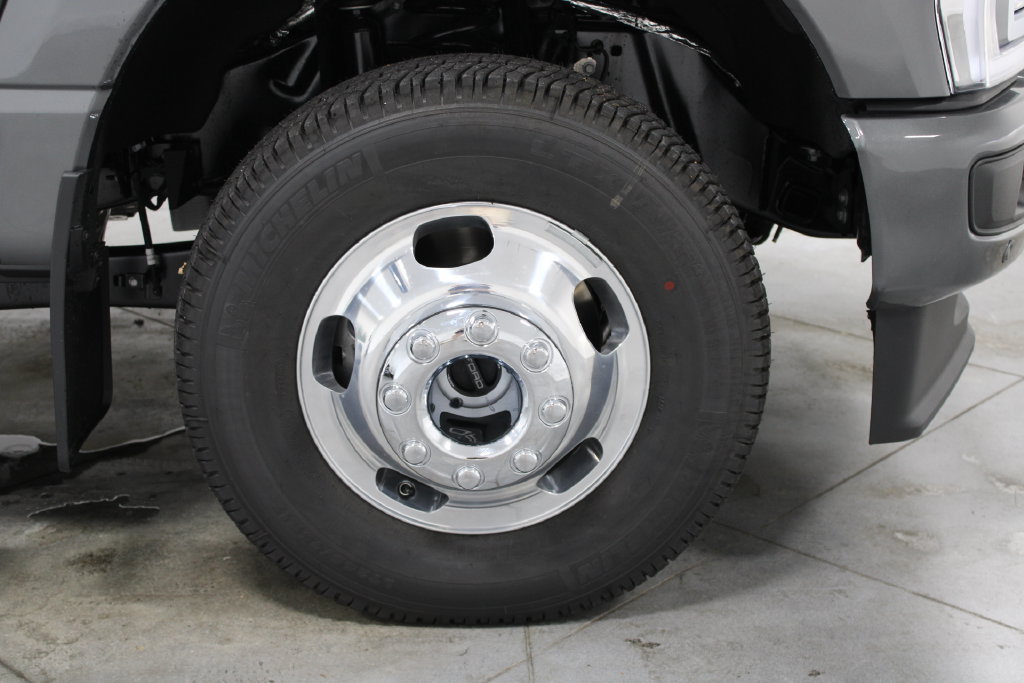 New 2026 Ford F350 Platinum AWD/4WD image 15