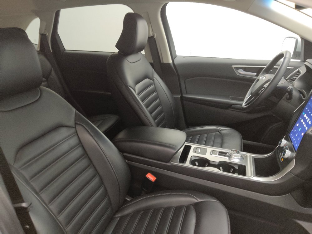 Used 2024 Ford Edge SEL image 21
