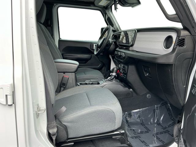 Used 2024 Jeep Gladiator Sport image 17