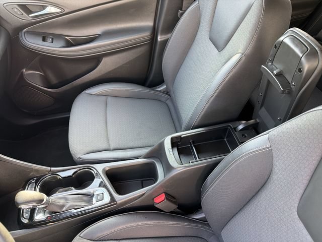 Used 2025 Buick Encore GX Preferred AWD/4WD image 22