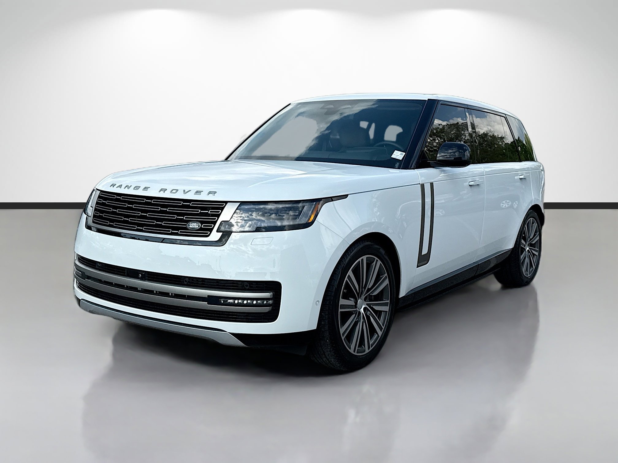 Used 2025 Land Rover Range Rover Long Wheelbase Autobiography image 7