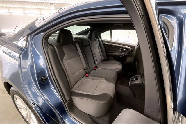 Used 2019 Ford Taurus SEL image 18