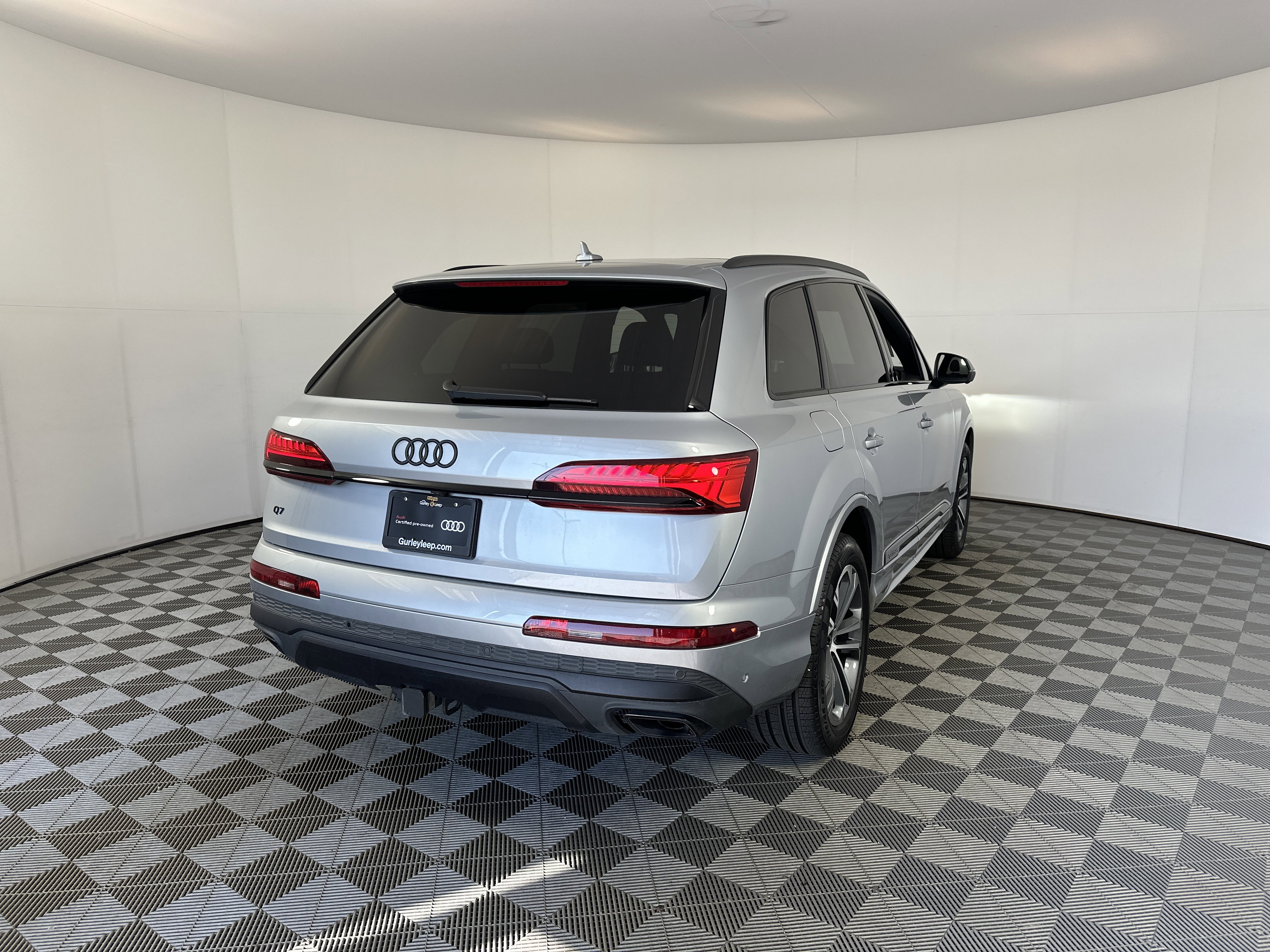 Certified 2025 Audi Q7 2.0T Premium Plus w/ Premium Plus Package image 10