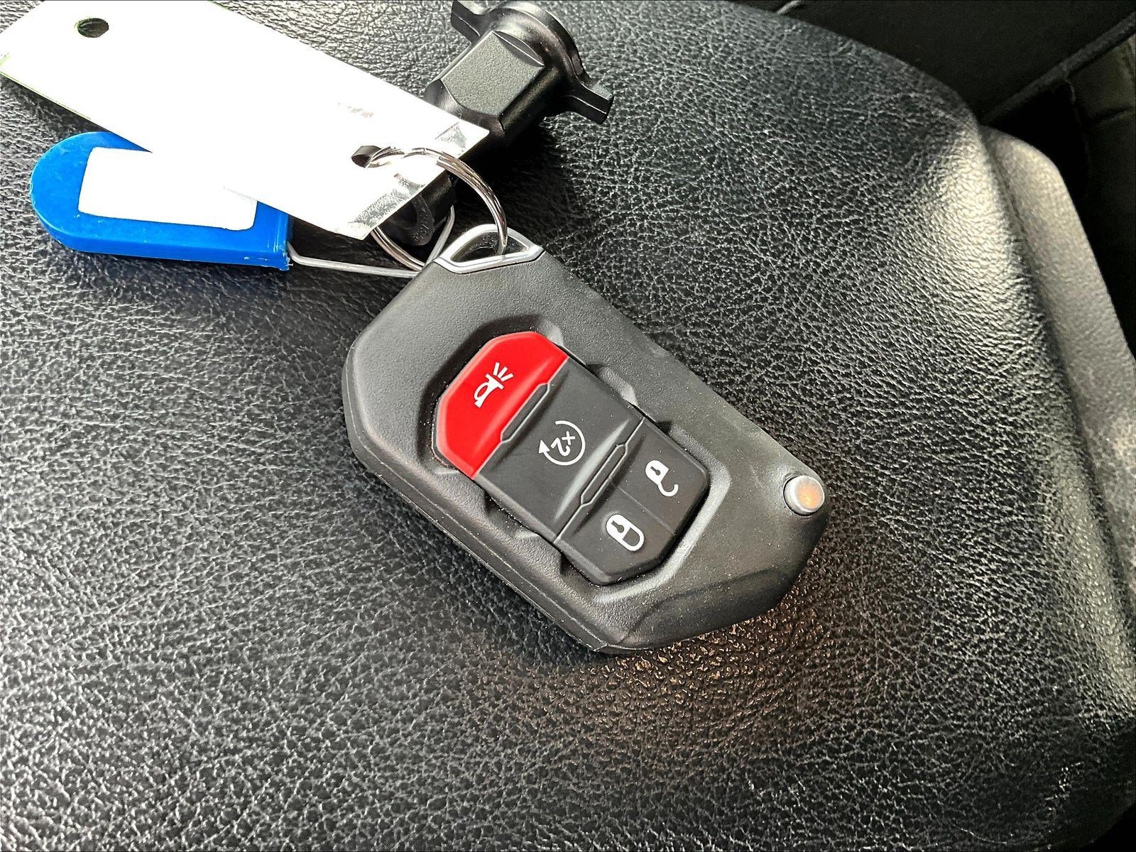 Used 2022 Jeep Wrangler Unlimited Sport AWD/4WD image 35