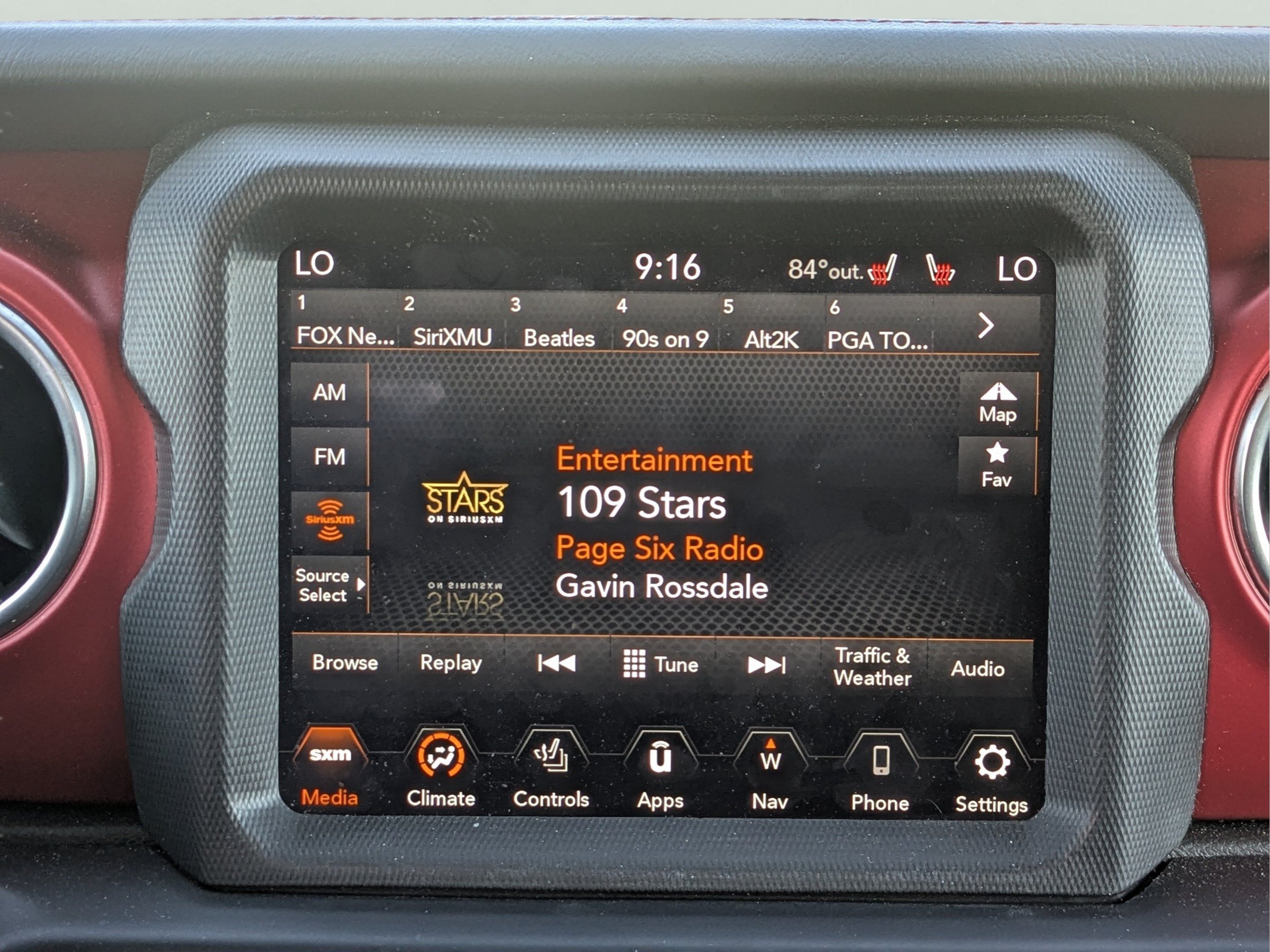 Used 2023 Jeep Gladiator Rubicon w/ LED Lighting Group AWD/4WD image 16