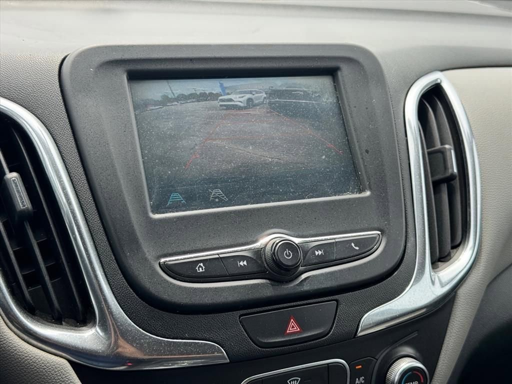 Used 2018 Chevrolet Equinox LS FWD image 24